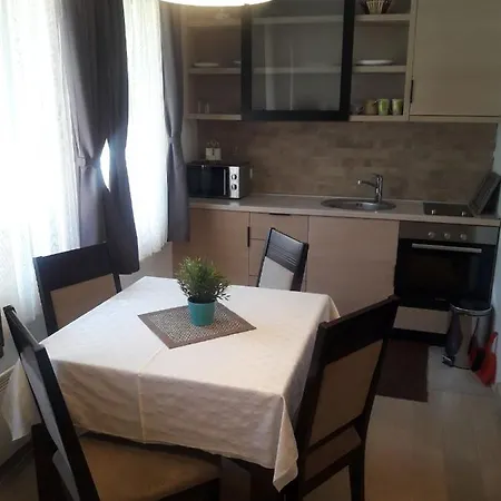 Kamena 6 Apartment