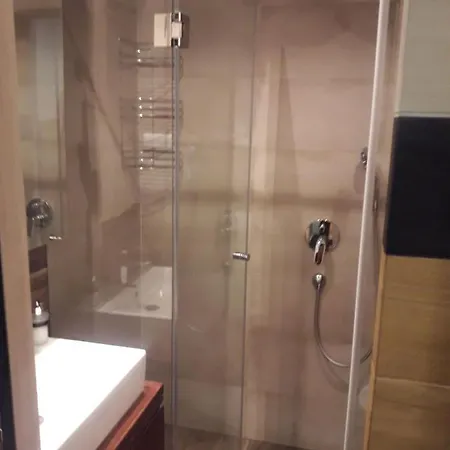 Kamena 6 * Kopaonik